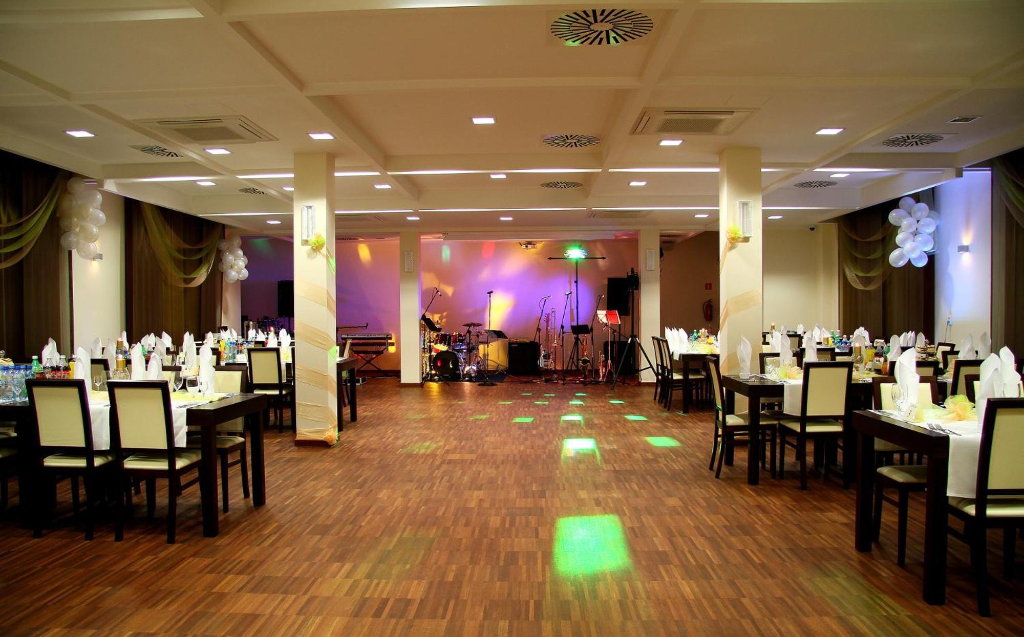 Hotel Aviator Kielce "Business Hotel Medical & Spa" المظهر الخارجي الصورة