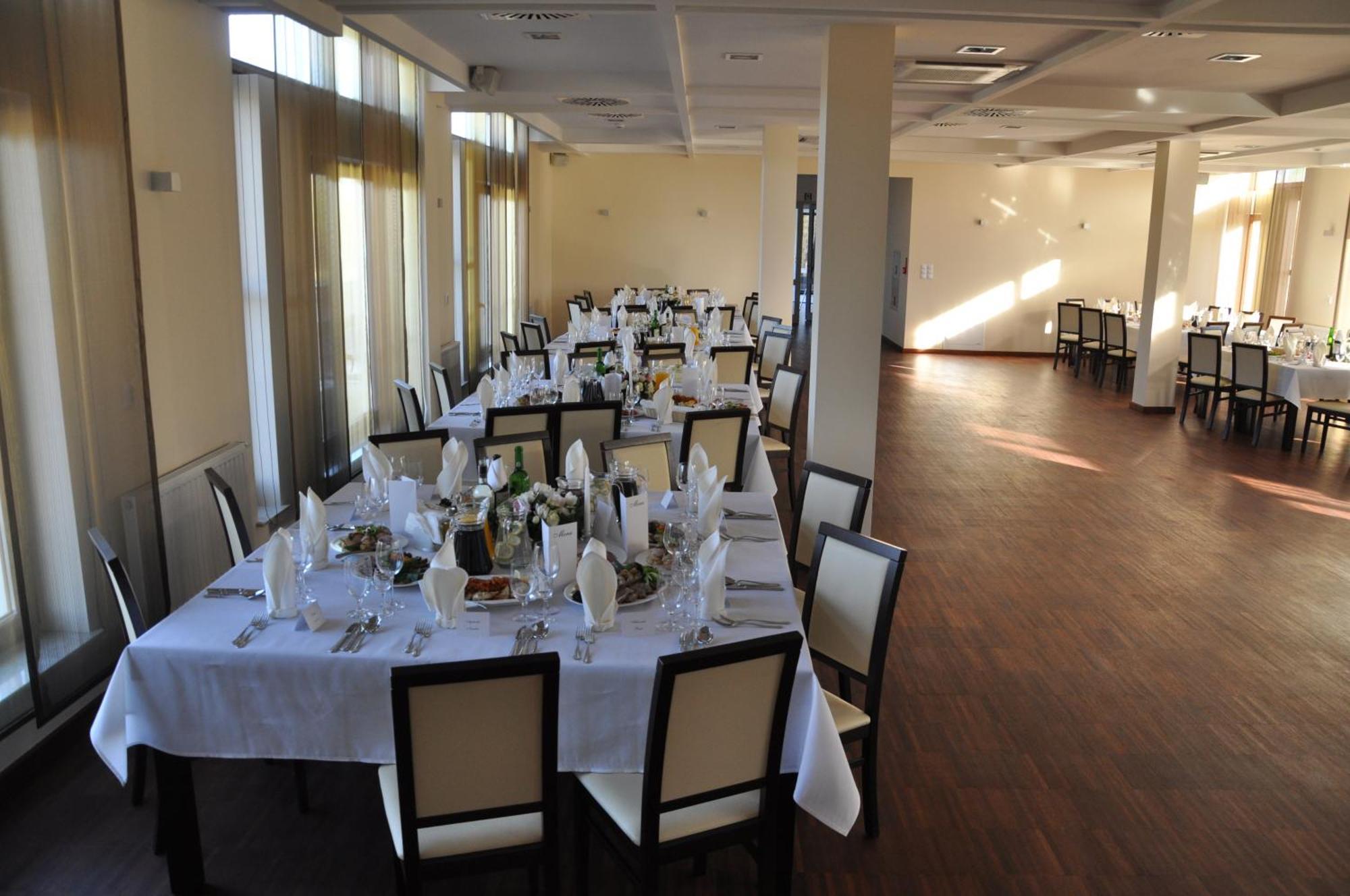 Hotel Aviator Kielce "Business Hotel Medical & Spa" المظهر الخارجي الصورة